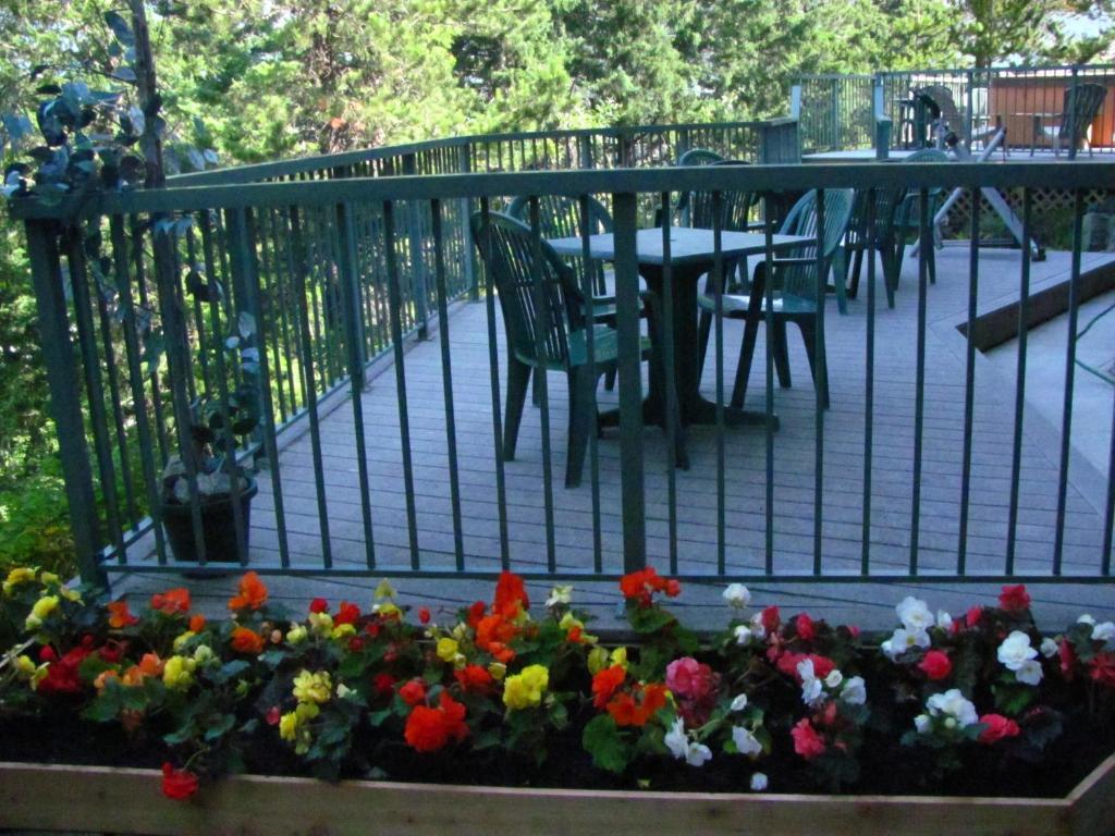 Greenwood Country Inn Pemberton Extérieur photo